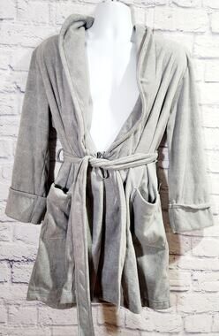 Croft & Barrow Intimates Gray Robe Small Pockets NWTS Soft Cozy Lightweight